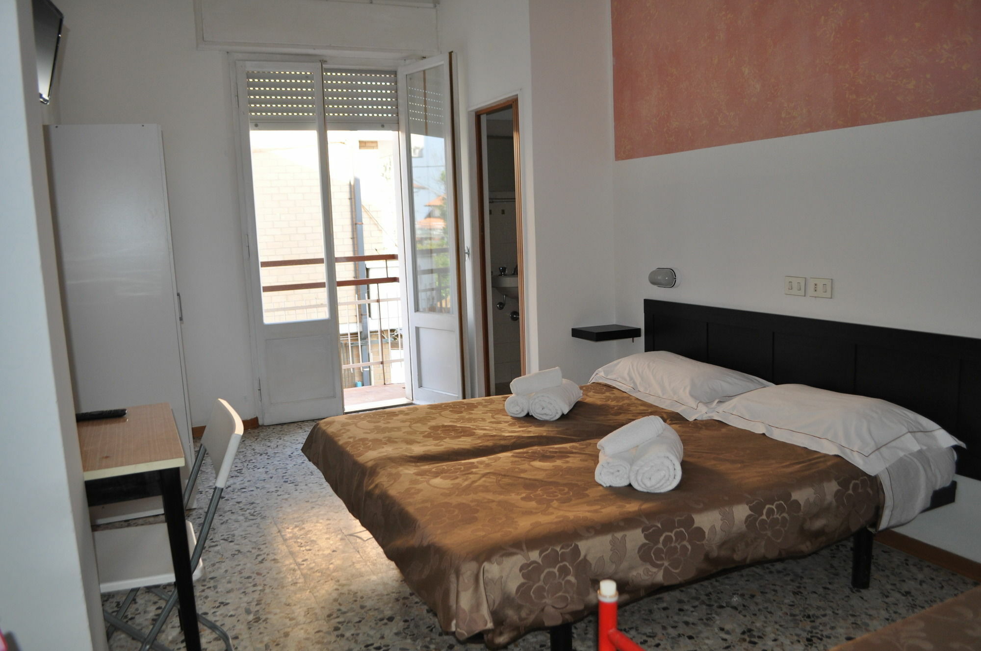 Hotel Urano Cattolica Exterior foto